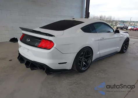 2018 Ford Mustang Gt Premium z USA, uszkodzony, nr VIN 1FA6P8CFXJ5105028